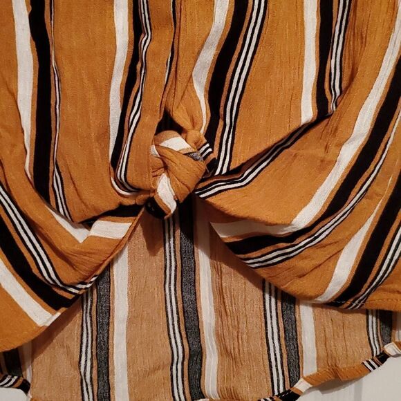 NWT Hippie Rose Women's Yellow Stripe Front Tie Top Size XS - Picture 5 of 13